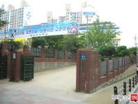 [부동산114] [아파트] 호반베르디움더센트럴 211동 매매 희망가격 75,000만원
