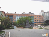[부동산114] [아파트] 우미이노스빌 301동 매매 희망가격 65,000만원