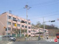 [부동산114] [아파트] 계룡푸른마을 104동 매매 희망가격 15,500만원