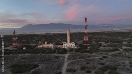 El faro de Sabinal situado en la reserva natural de Punta Entinas-Sabinar, municipio El Ejido, provincia de Almería, Andalucía... 