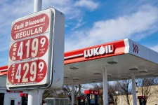 Houlihan Lokey Advising Some Lukoil US Bondholders on Buyback - Bloomberg Houlihan Lokey Advising Some Lukoil US Bondholders on... 