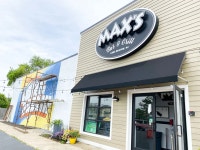 Jersey Shores Favorite Hot Dog Schickhaus Reborn at Max’s Bar & Grill - Bloomberg In Jersey Shore Miracle, Beloved Hot Dog... 
