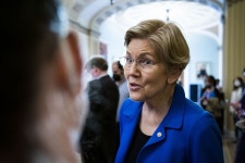 Elizabeth Warren Says Top IRS Auditors Would Make Billionaire Tax Workable - Bloomberg Warren Says Top IRS Auditors Would Make... 