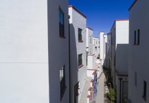 How A Car-Free Community in Phoenix Defeated Parking Minimums - Bloomberg This Development Wants Residents to Ditch Their Cars.... 