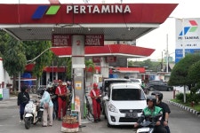 Indonesia Calls in Singapore Oil Traders Over Pertamina Probe - Bloomberg Indonesia Summons Singapore Oil Traders in Pertamina... 