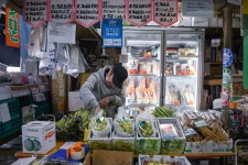 Goldman Raises Japan Price Forecasts to Widen Gap With BOJ - Bloomberg Goldman Bumps Up Japan Price Forecasts to Widen Gap With BOJ