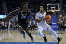 No. 5 UCLA Beats Colorado 73-61 in Pac-12 Opener - Bloomberg No. 5 UCLA Beats Colorado 73-61 in Pac-12 Opener