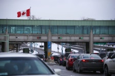 Immigration Fuels Biggest Gain in Canada’s Population Since 1990 - Bloomberg Immigration Fuels Biggest Gain in Canada’s... 
