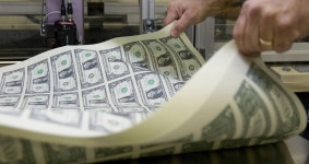 Dollar Soars to New 2019 High Even as Trump Laments Its Strength - Bloomberg Dollar Soars to New 2019 High Even as Trump Laments... 