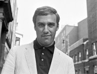 Burt Bacharach, Award-Winning Writer of Hit Songs, Dies at 94 - Bloomberg Burt Bacharach, Award-Winning Writer of Hit Songs, Dies... 