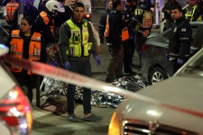 Jerusalem, Israel Shootings: Netanyahu Pledges Vigorous Response - Bloomberg Israel Vows Tough Action as Violence With... 