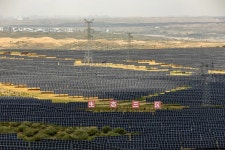 Trump’s Return Gives China a Second Chance at Climate Leadership - Bloomberg Trump’s Return Gives China a Second Chance at... 