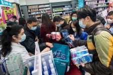 Mistrust Hampers Hong Kong’s Battle to Hold Back China Virus - Bloomberg Mistrust Hampers Hong Kong’s Battle to Hold Back... 