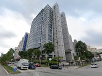 WeWork Gives Up Singapore Locations in Sign of Co-Working Woes - Bloomberg WeWork Gives Up Singapore Locations in Sign of Co... 