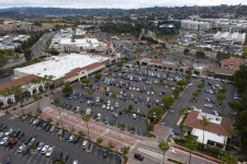 STRUCTURED WEEKLY: Securitized Debt Oasis for Yield Running Dry - Bloomberg Securitized Debt Has Been Oasis For Yield, But Its... 