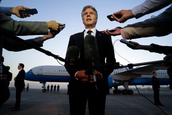 Prudential Cuts Delta Air to Underweight - Bloomberg Prudential Cuts Delta Air to Underweight