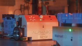 Walmart Robots Are Latest Tool in Battle With Amazon - Bloomberg Walmart Unveils Robot-Run Warehouse to Whisk Food to Your Car
