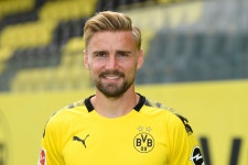 ‘진정한 낭만’ 도르트문트 18년 원클럽맨, 34세의 나이로 선수 생활 은퇴 | Goal.com 한국어