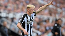 ’After the game’ - Anthony Gordon issues perfect response after having Newcastle shirt ripped during fiery Sunderland FA Cup... 