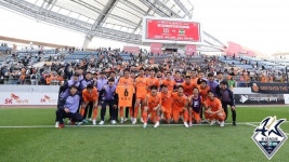 제주, 드디어 홈에서 첫 승 신고…포항 2-1 꺾고 3연승 신바람 | Goal.com 한국어
