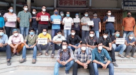 Oxygen supply | Covid-19: Oxygen crunch triggers interns of Kalyani hospital to protest - Telegraph India Covid-19: Oxygen crunch... 