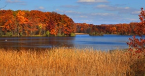 Best Hiking & Biking Trails Near Metro Detroit - Thrillist The Best Fall Trails to Hike or Bike in Metro Detroit