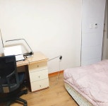 법후 gs25 편의점 근처에 있는 3층에 위치한 원룸입니다.  9월 중순부터 12월 25일까지 세달정도 거주하실분 