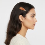 MIU MIU 25FW 에나멜 메탈 헤어 클립 (5IF147 2F6T F0033)