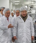보건타임즈 : 이낙연 국무총리, 휴온스 제천공장 방문 보건타임즈