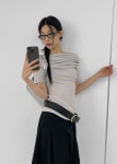 블랙업 노니유 드레이핑 반팔 오프숄더