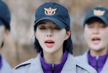 더쿠 - 은강이 모자쓰니까 얼굴이 진짜 콩알만해