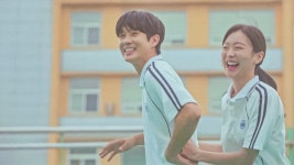 더쿠 - 웃는거 이뻐