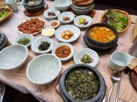 경북 예천 토담 뽕잎약수돌솥밥과 석쇠구이가 맛있는 향토음식점