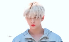 전체 게시판 - [EPISODE] W Korea Photoshoot Sketch 수빈 움짤 모음