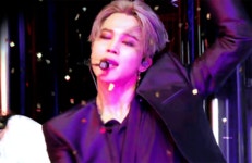 Is there any other male idol like JIMIN who... | allkpop Forums