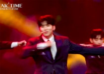 더쿠 - 피크타임 러브킬라 곤 개인캠 움짤 쪄왔다!!!!! (22.GIF)