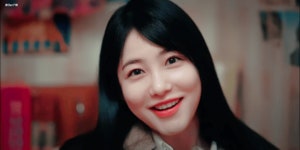 더쿠 - 어린 연진(신예은) 짤.gif
