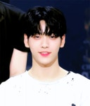 더쿠 - 210619 유스케 수빈이 움짤