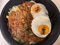 안동 고기듬뿍대왕비빔밥 육회비빔밥 매운삼겹덮밥 배달