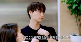 더쿠 - 환연 아 나 현규 이거 자랑하는 표정 지금봄
