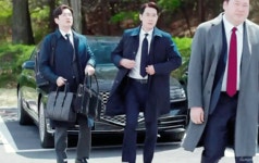 더쿠 - 시목이 가방셔틀 ㅋㅋㅋ