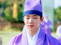 더쿠 - 250105 드라마 「체크인 한양」 6회 고수라.gif