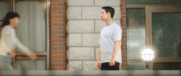 더쿠 - EP13 달려와서 해준이 안는 윤영이 GIF