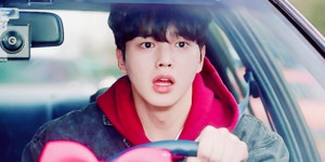 더쿠 - 붕붕붕💨아주 작은 자동차 꼬마 자동차가 나왔다🚗