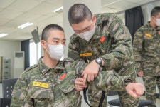 해병닷컴 - 해병대 부사관후보생 405기 구급법 해병닷컴 - 해병대 부사관후보생  405기 구급법