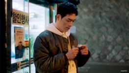 해성담배철물 | 더쿠 - 8회 해성수아 담배씬.gif