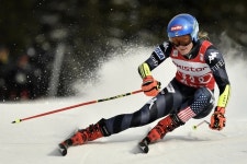 미케일라 시프린 = 알파인 스키 월드컵 역대 최다 우승 기록... Sportugese 미케일라 시프린 = 알파인 스키 월드컵 역대 최다 우승 기록 보유자