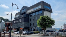 > > >충남관광 충남관광