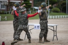 해병닷컴 - 해병대 신병 1270기 5교육대 4주차 - 수류탄투척 및 각개전투 훈련