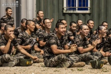 해병닷컴 - 해병대 신병 1294기 5교육대 3주차 - 참호격투, 장애물 극복훈련